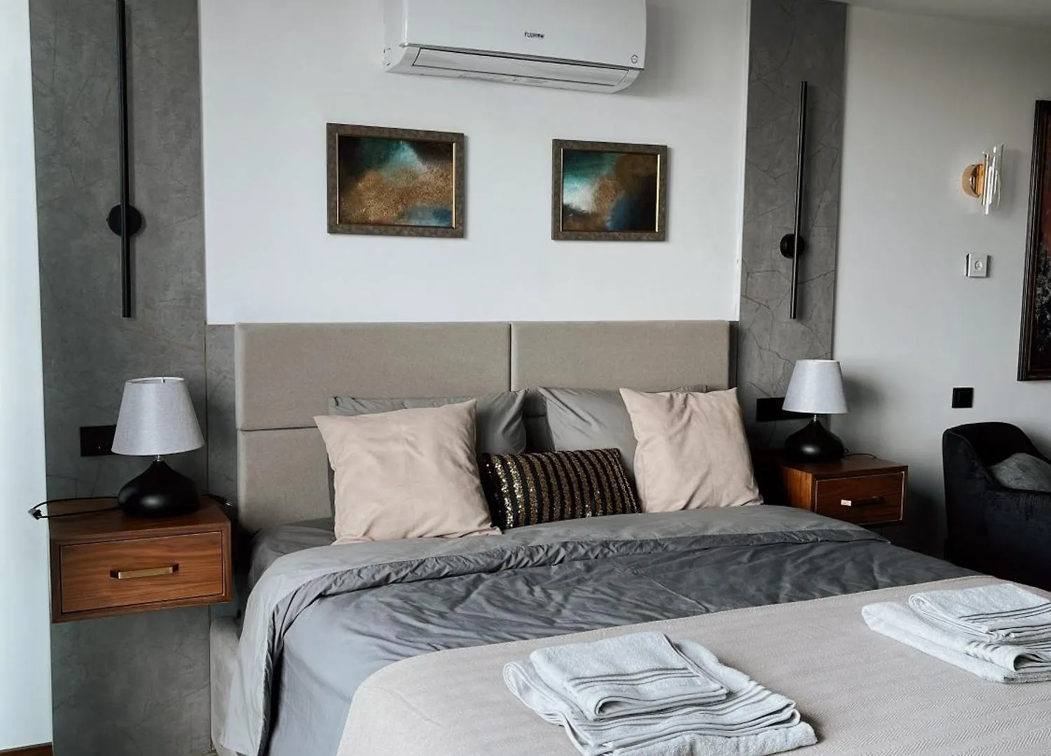 Apartment Modern Studio With Balcony Istanbul Turkey